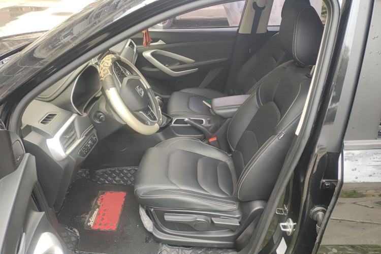 Used Baojun 530 2021 Global Car Anniversary Edition 1.5T Manual Prestige Model 7 Seats Left Front Seat