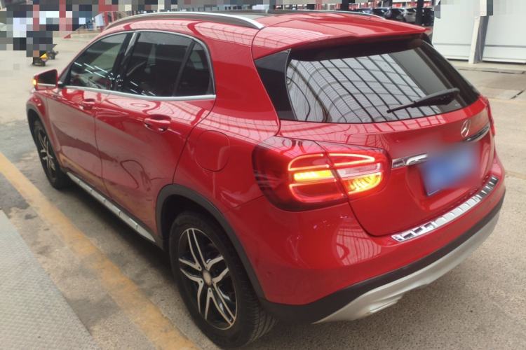 Used Mercedes-Benz GLA 2016 GLA 200 Fashion Model
