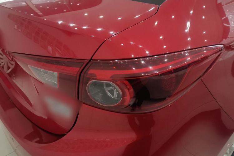 Used Mazda 3 Axela 2017 Sedan 1.5L Automatic Luxury Model Emission Standard China V