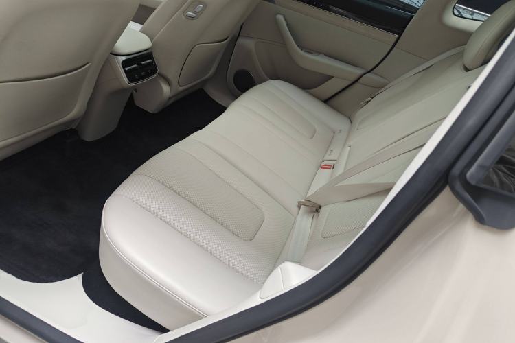 Used Hima Luxeed R7 2025 Range-Extended Version 251 km Max