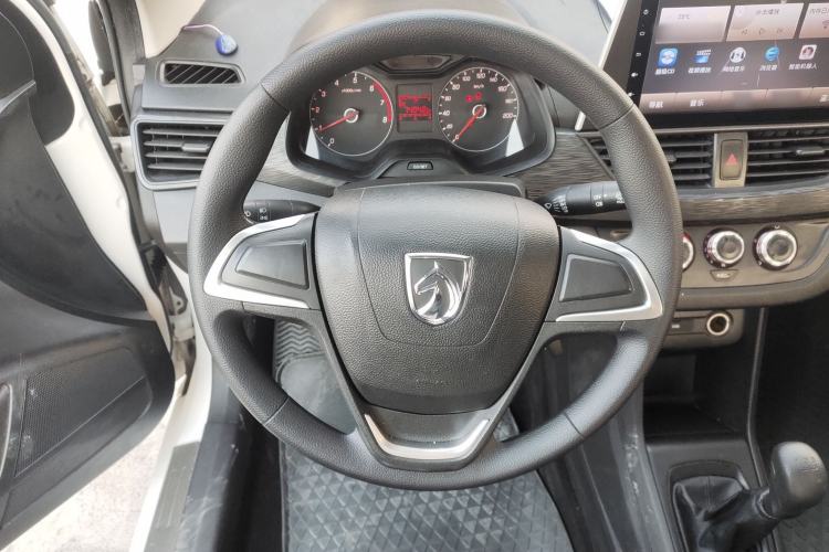 Used Baojun 310 2016 1.2L manual Comfort trim level
