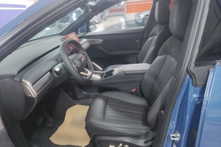 Used ONVO L60 2024 60 kWh Rear-Drive Version