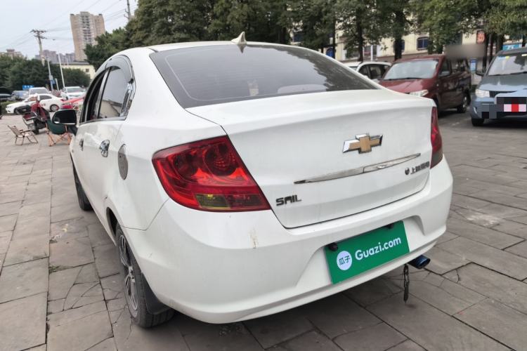 Used Chevrolet Sail 2013 Sedan 1.2L Manual Fashionable Happiness Edition