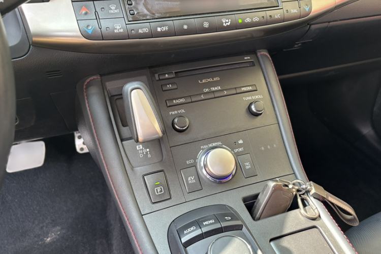 Used Lexus CT 2017 CT200h Comfort Edition Monochrome China V Standard