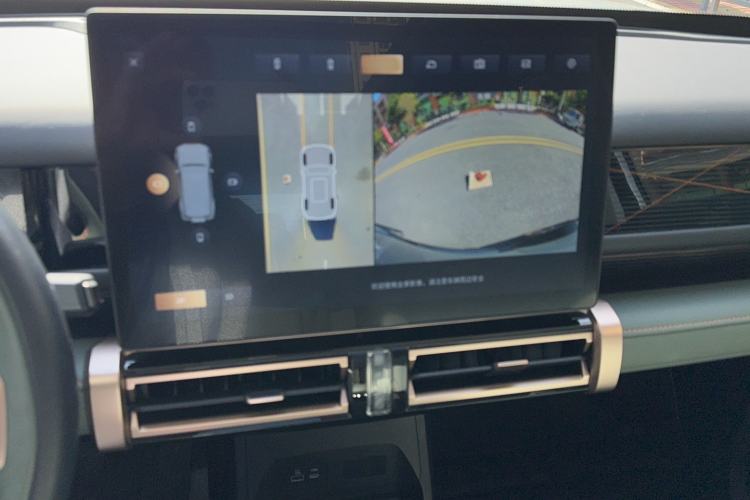 Used iCAR 03 2024 501km Range Two-Wheel Drive Long-Range Smart Trend Edition
