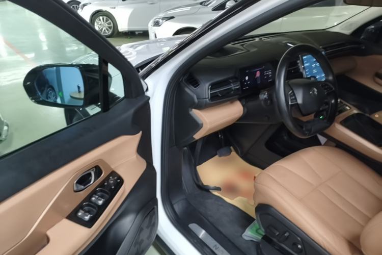 Used Nio ES8 2018 355 km Base Version 6-Seater Edition