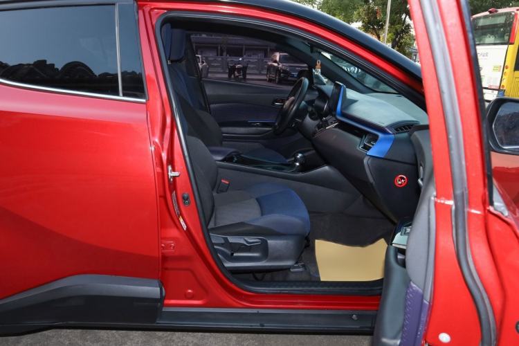 Used Toyota C-HR 2018 2.0L Leading Edition China V-standard