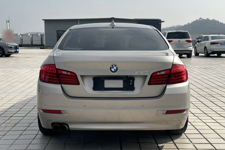 Used BMW 5 Series 2015 520i Elegant Edition