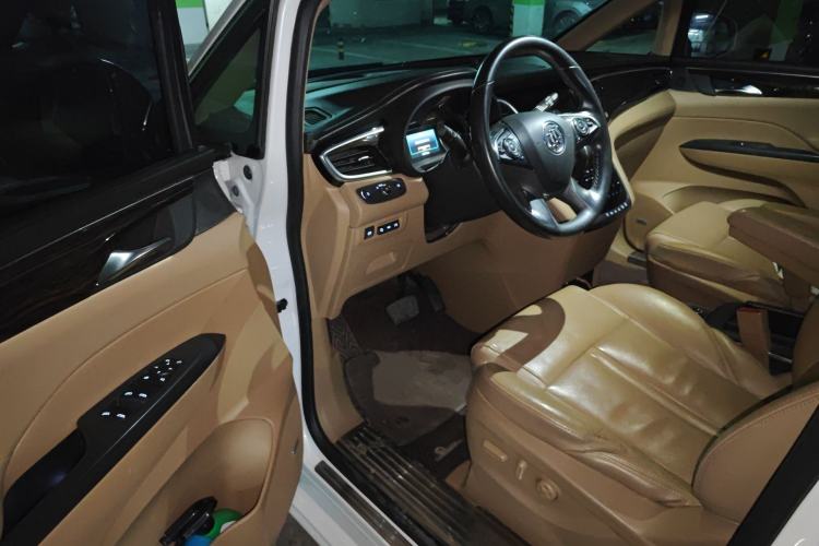 Used Buick GL8 2018 ES 28T Flagship Model China VI Standard
