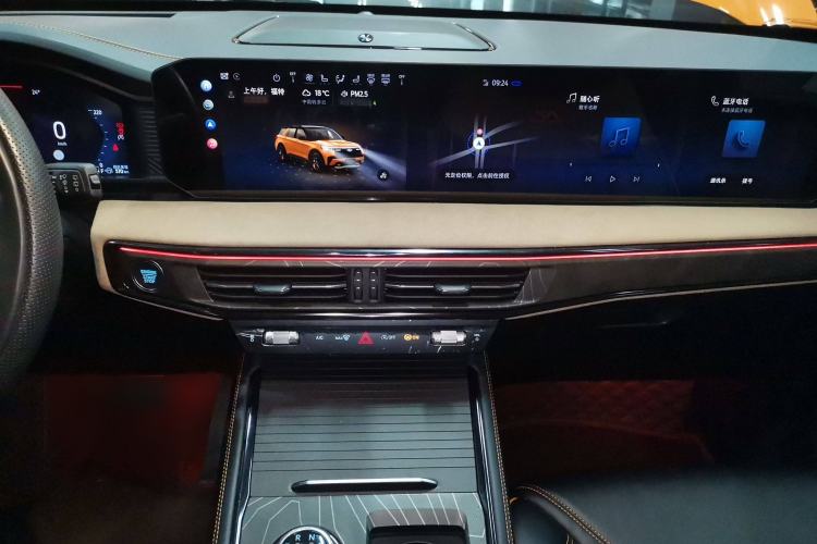 Used Ford Explorer 2024 2.3T EcoBoost Kunlun Peak Edition 7-Seater
