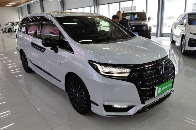 Used Honda Elysion 2024 2.0L eHEV Luxury Edition
