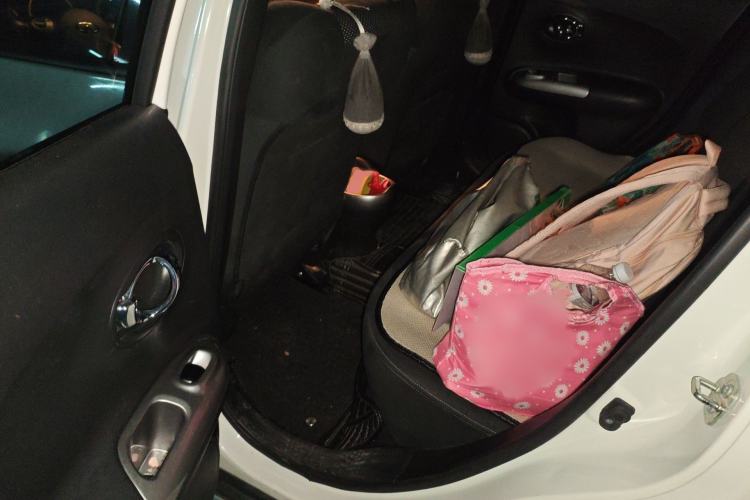 Used Infiniti ESQ 2014 1.6L Spontaneous Edition
