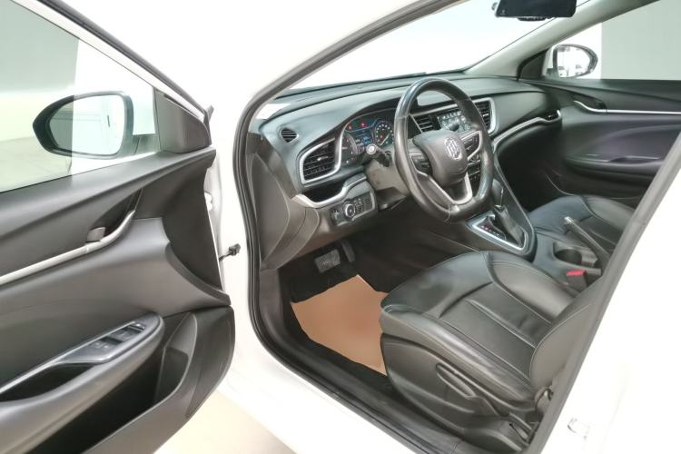 Used Buick GT 2019 18T Automatic Connected Elite Model China VI Standard Driver Seat