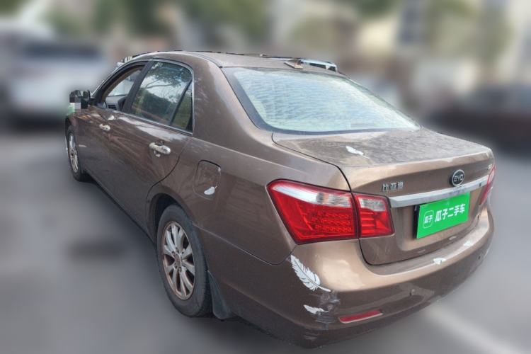 Used BYD G6 2013 2.0L Manual Luxury Version
