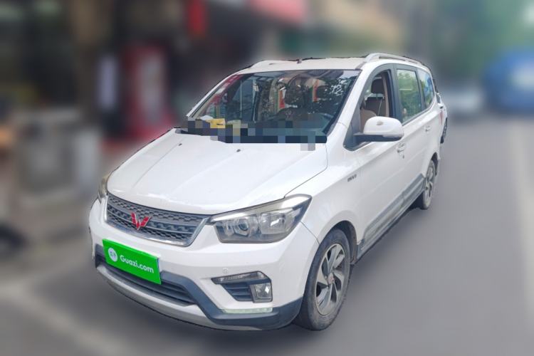 Used Wuling Hongguang 2016 1.5L S1 Deluxe Model China V-standard