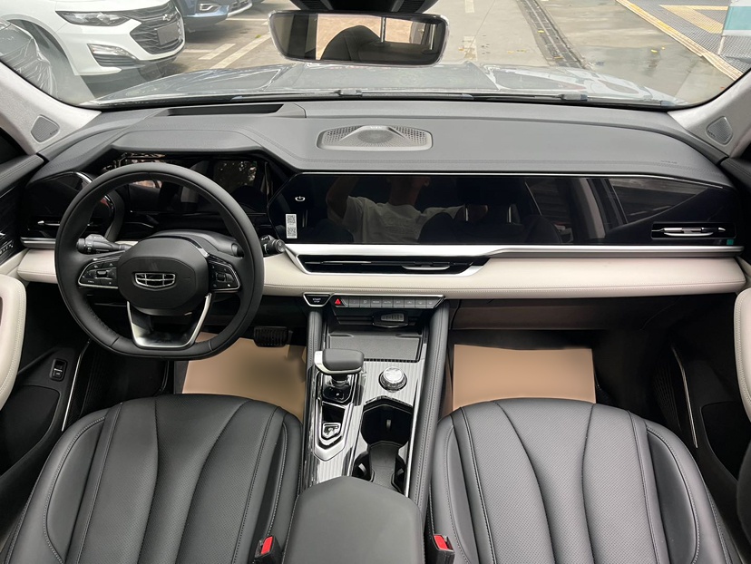 Geely Auto Monjaro L 2023 2.0TD High-Power Automatic Two-Wheel Drive Flagship Version — снимка 16