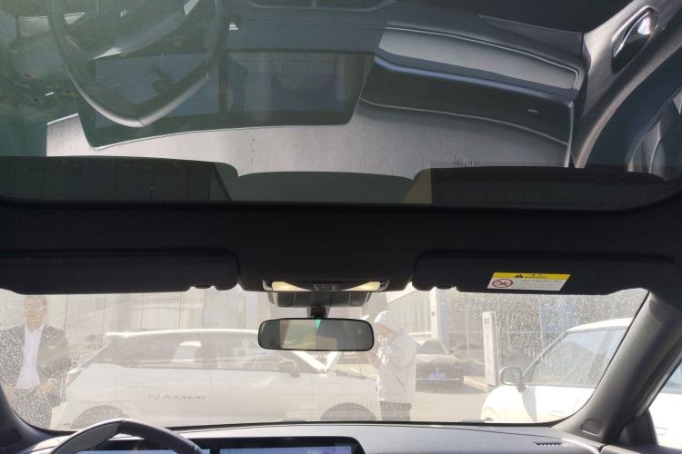 Used Venucia V DD-i 2025 Orca 150km Joyful Journey Edition
