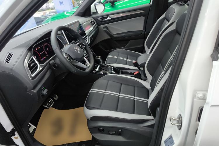 Used Volkswagen T-ROC 2025 Facelifted 300TSI DSG Two-Wheel-Drive Chen Guang Edition Left Front Seat