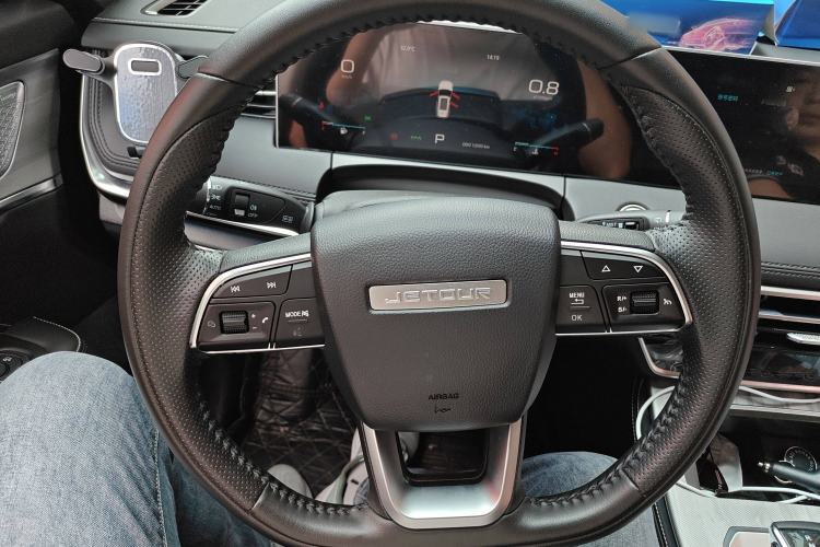 Used JETOUR X70 PLUS 2023 1.5T DCT Brave PLUS 5-Seater