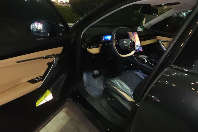 Used Geely Auto FX11 2023 1.5TD DCT Prestige Edition
