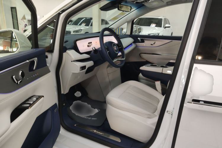 Used Buick GL8 New Energy 2024 Lu Zun Luxury Edition 6-Seater Driver Seat