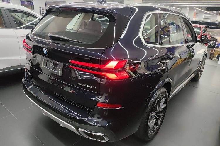 Used BMW X5 2023 xDrive 30Li M Sport Package