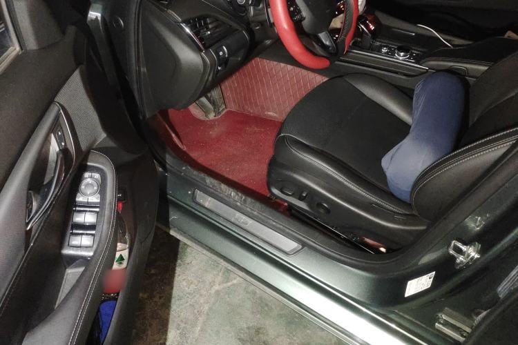 Used Cadillac CT5 2023 28T Luxury Edition (Standard Version) Driver Seat