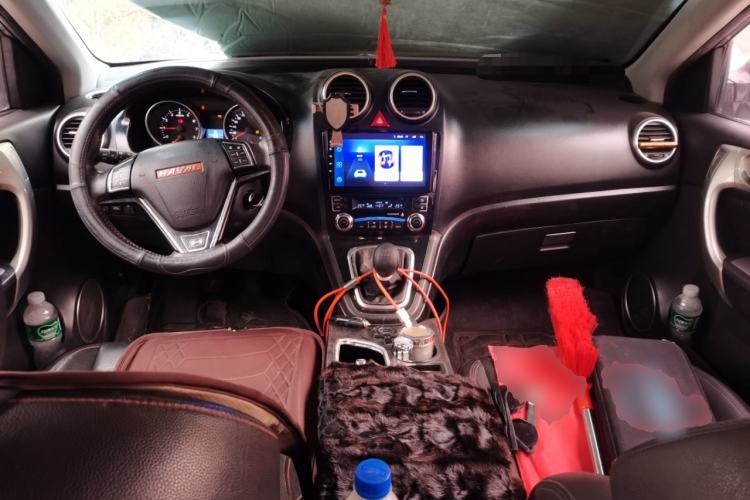 Used Haval H6 2014 Upgraded Model 1.5T Manual Two-Wheel Drive Elite Version