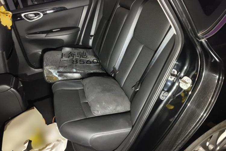 Used Nissan Sylphy 2019 1.6XV CVT Smart Connect Luxury Edition China V Standard Left Rear Seat