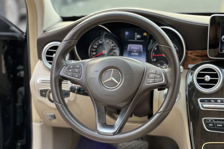 Used Mercedes-Benz C-Class 2015 C 200 L
