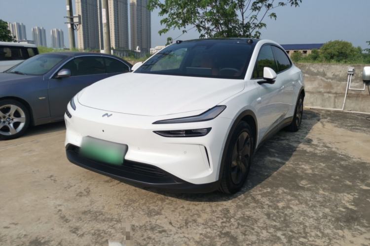 Used ONVO L60 2024 60 kWh Rear-Drive Version