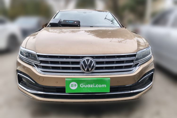 Used Volkswagen Phideon 2021 380TSI Luxury Edition Front