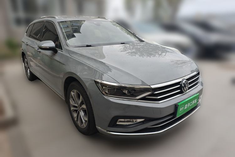 Used Volkswagen Variant 2021 2.0T Comfort Edition Front Right 45 Deg