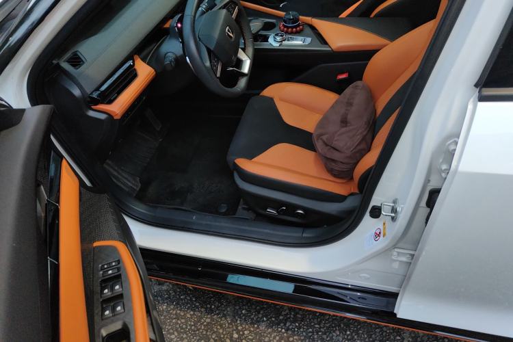 Used CHANGAN UNI-V 2024 2.0T Classic Sport Edition