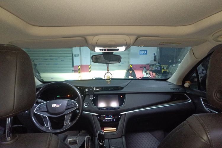 Used Cadillac XT5 2016 25T Luxury Model