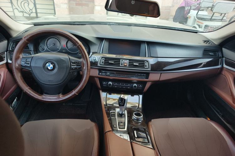 Used BMW 5 Series 2014 525Li Leading Model