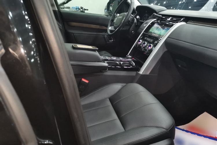 Used Land Rover Discovery 2018 3.0 SC V6 HSE
