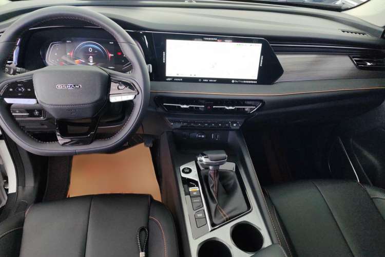 Used Oshan X7 PLUS 2023 Enjoy Edition 1.5T Automatic Prestige 7-Seater