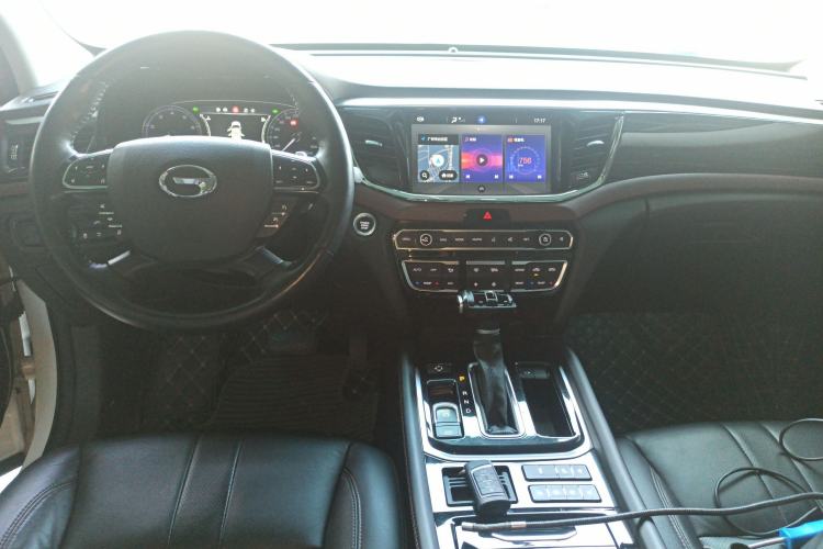 Used GAC Trumpchi GS8 2017 320T Two-Wheel Drive Luxury Smart Connectivity Version (7 Seats)
