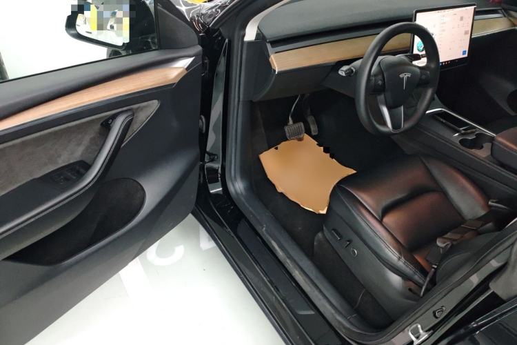 Used Tesla Model Y 2021 Standard Range Rear-Wheel Drive Version Driver Seat