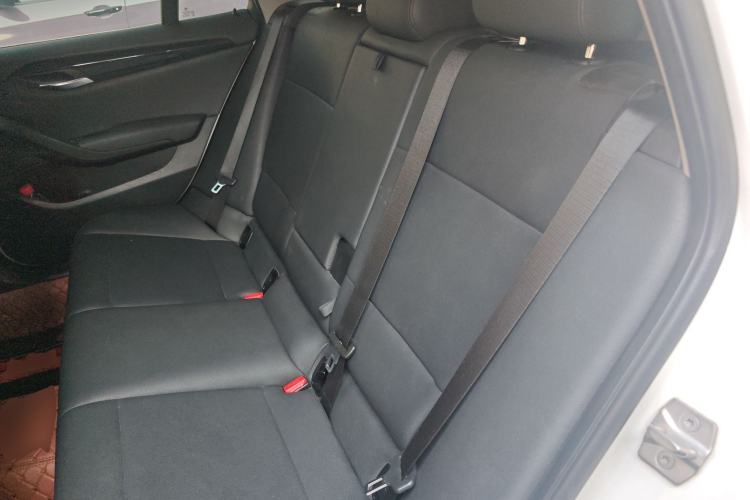 Used BMW X1 2015 sDrive18i Leading Edition
