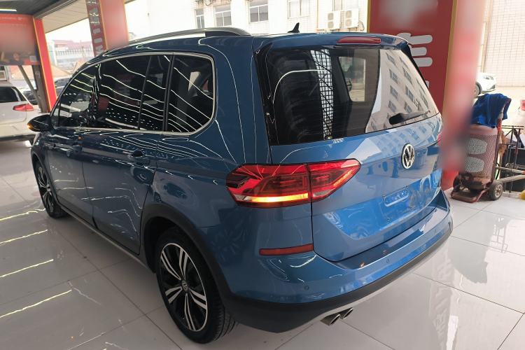 Used Volkswagen Touran 2018 Volkswagen Touran L 280TSI DSG Boundary Edition 7 Seats China VI Standard Rear Left 45 Deg