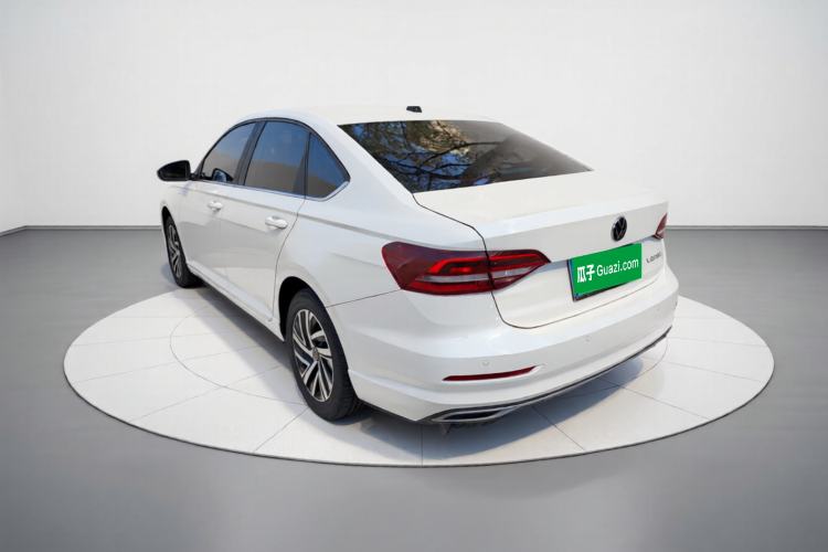 Used Volkswagen Lavida 2022 1.5L Automatic Vision Edition Exterior 3