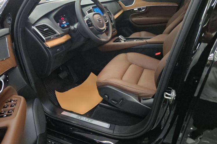 Used Volvo XC90 2023 B5 SmartDrive Luxury Edition 7 Seats