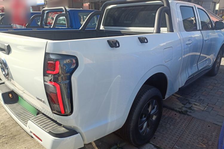 Used Great Wall Poer 2024 2.4T Commercial Version Automatic Diesel 4x4 Elite Edition
