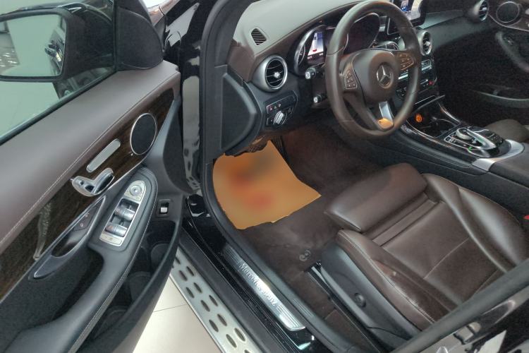 Used Mercedes-Benz GLC 2018 Facelift GLC 260 4MATIC Luxury Edition