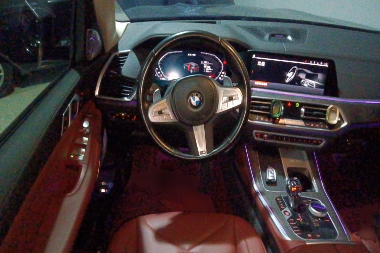 Used BMW X5 2022 Restyled xDrive 30Li Luxury Version M Sport Package Steering Wheel