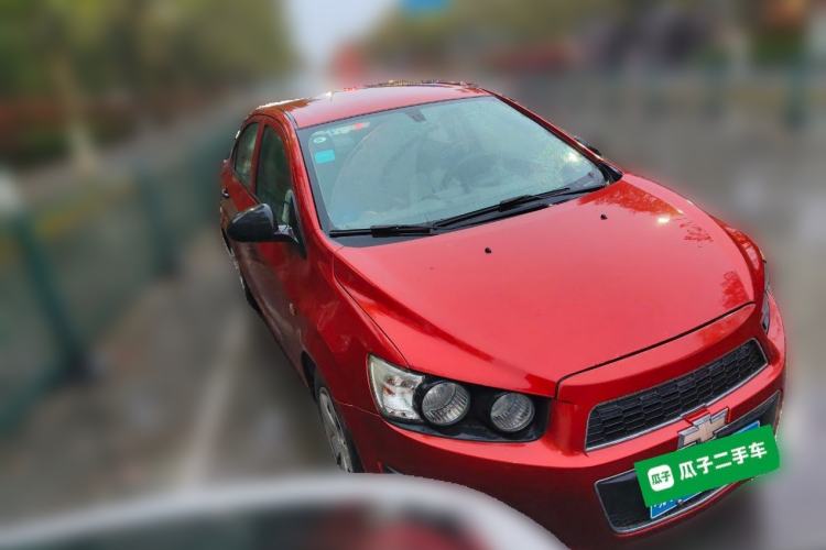 Used Chevrolet Aveo Sonic 2011 Sedan 1.4L MT SL