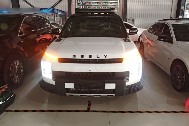 Used Geely Auto Cowboy 2025 1.5TD Trendy Play Edition Front