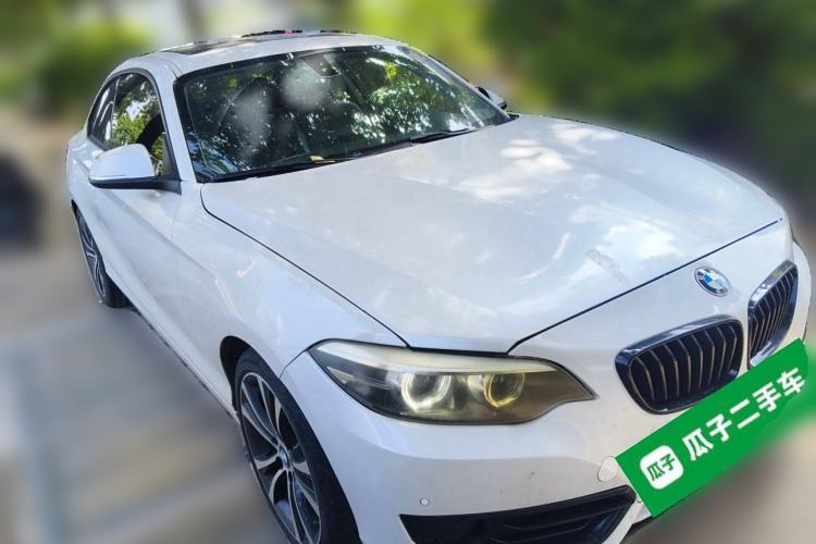 Used BMW 2 Series 2019 225i Sport Design Package Front Right 45 Deg